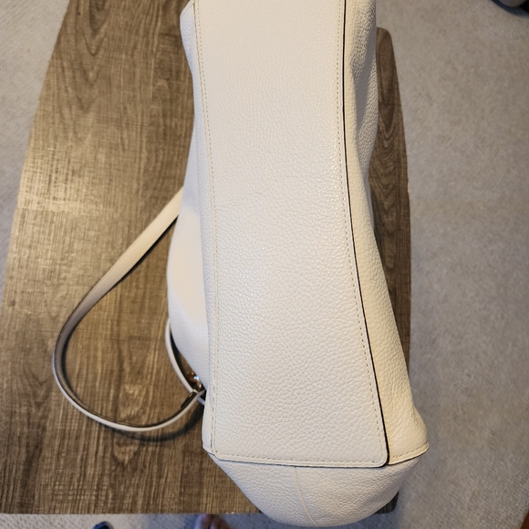 NWOT Coach Hallie Shoulder Bag Tote Pebble Leather White/Gold - Picture 16 of 16